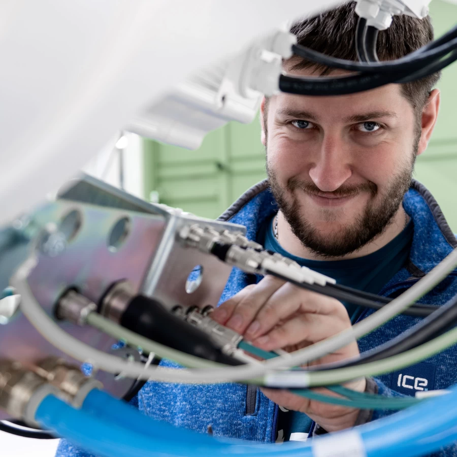 Electrical fitter mechanic