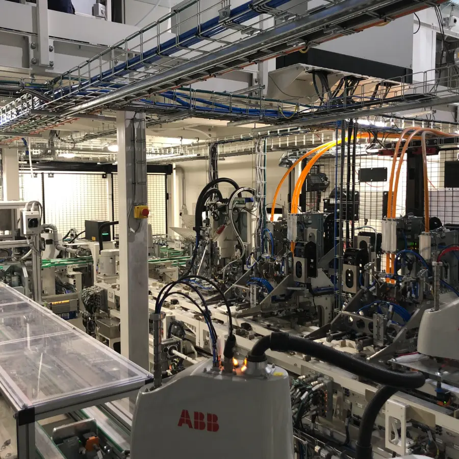 Automatische Montagelinien für Batteriekühler für die E-Mobilität