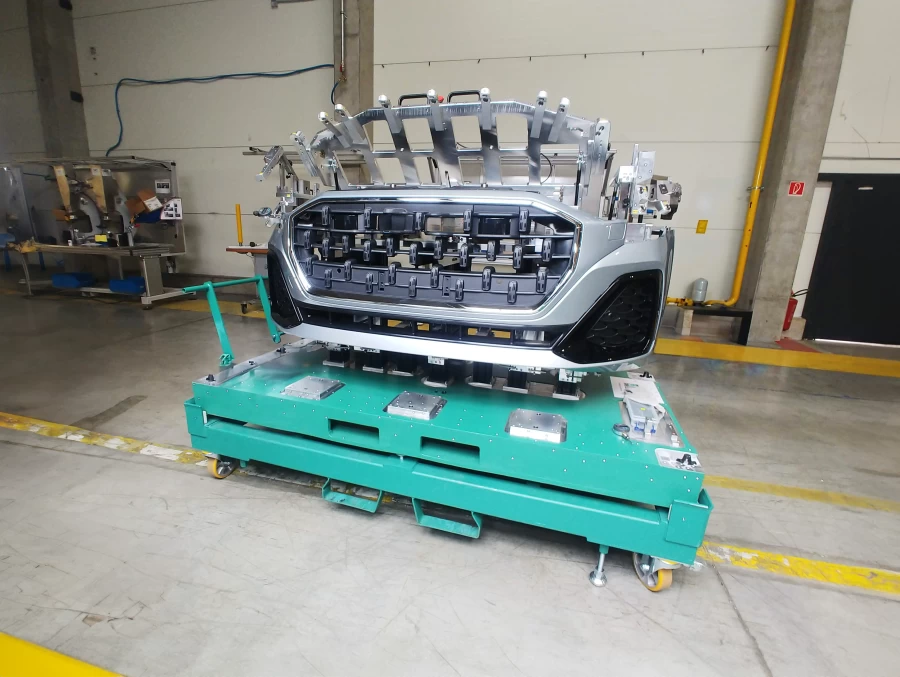 Electric tester for bumpers